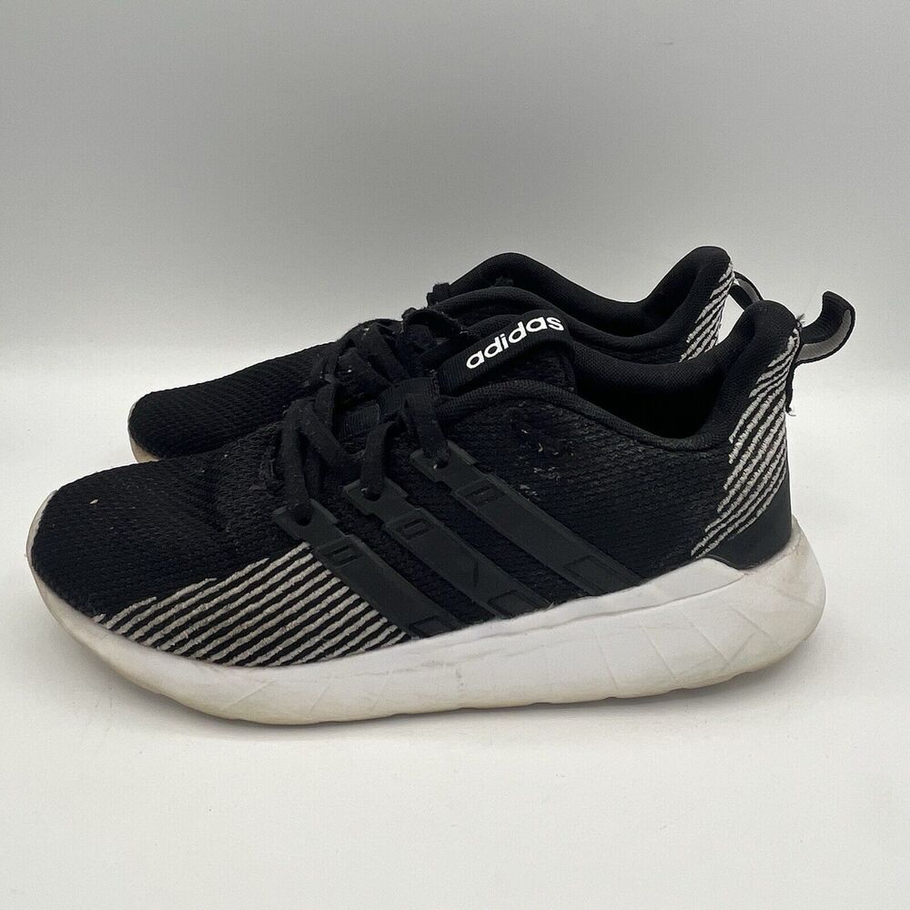 Adidas Men's Sneakers Questar Flow Black Size 7.5